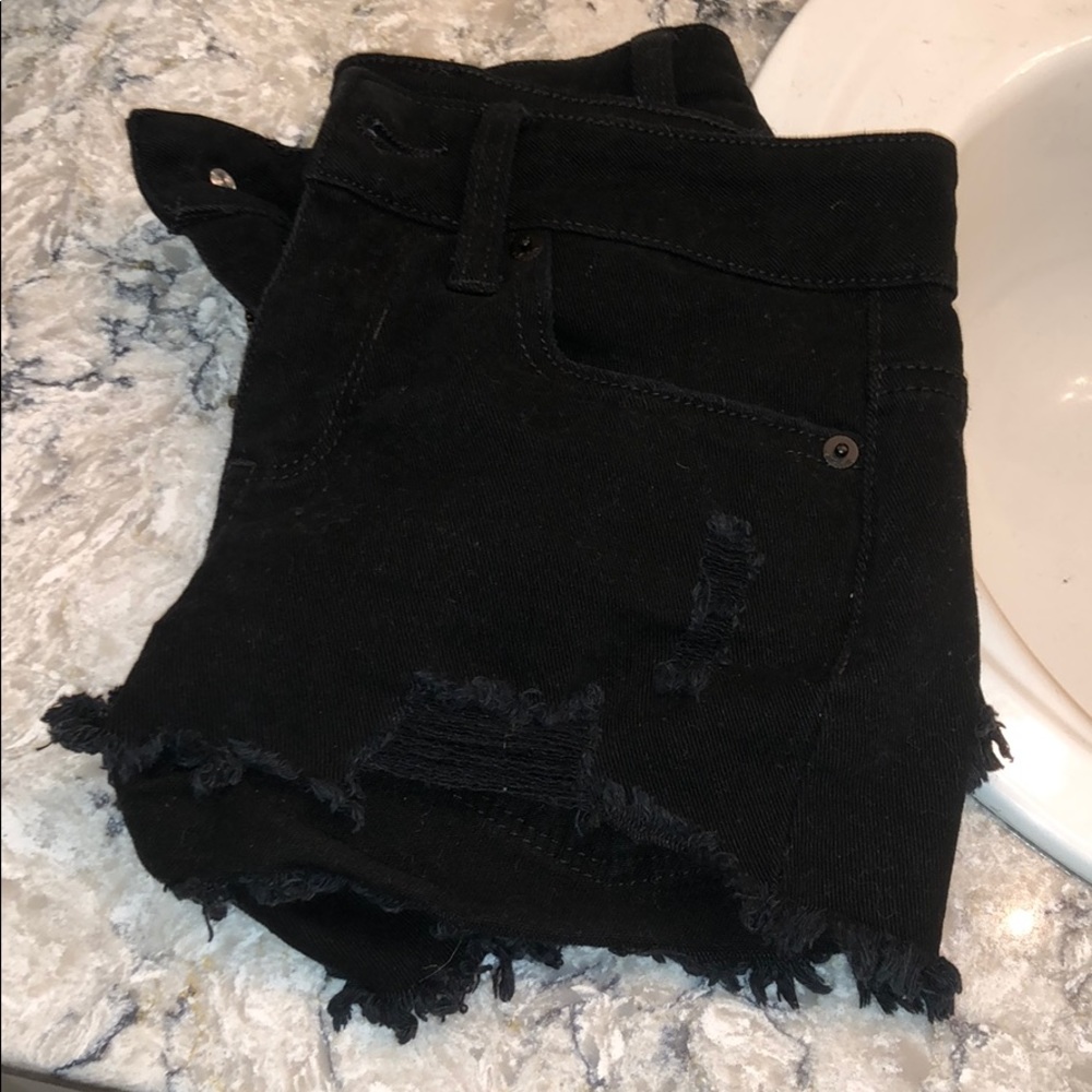 Black No Boundaries shorts